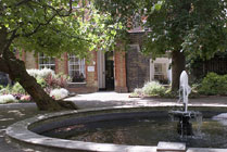 Fountain Court